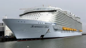 Thumbnail voor Medewerker cruiseschip bespioneerde jonge vrouwen (en ging daarin héél ver)