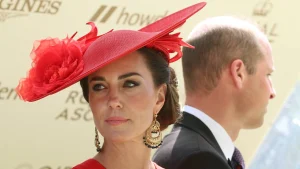 Thumbnail voor Kate Middleton is weer in het openbaar gespot en dít zijn de beelden