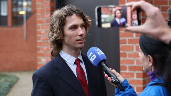 Vlaamse YouTuber Acid legt zich neer bij straf voor onthullen ontgroeners