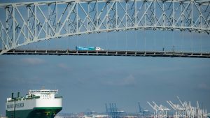 Thumbnail voor Cruciale verkeersbrug bij Baltimore ingestort na aanvaring, zeker twintig mensen vermist