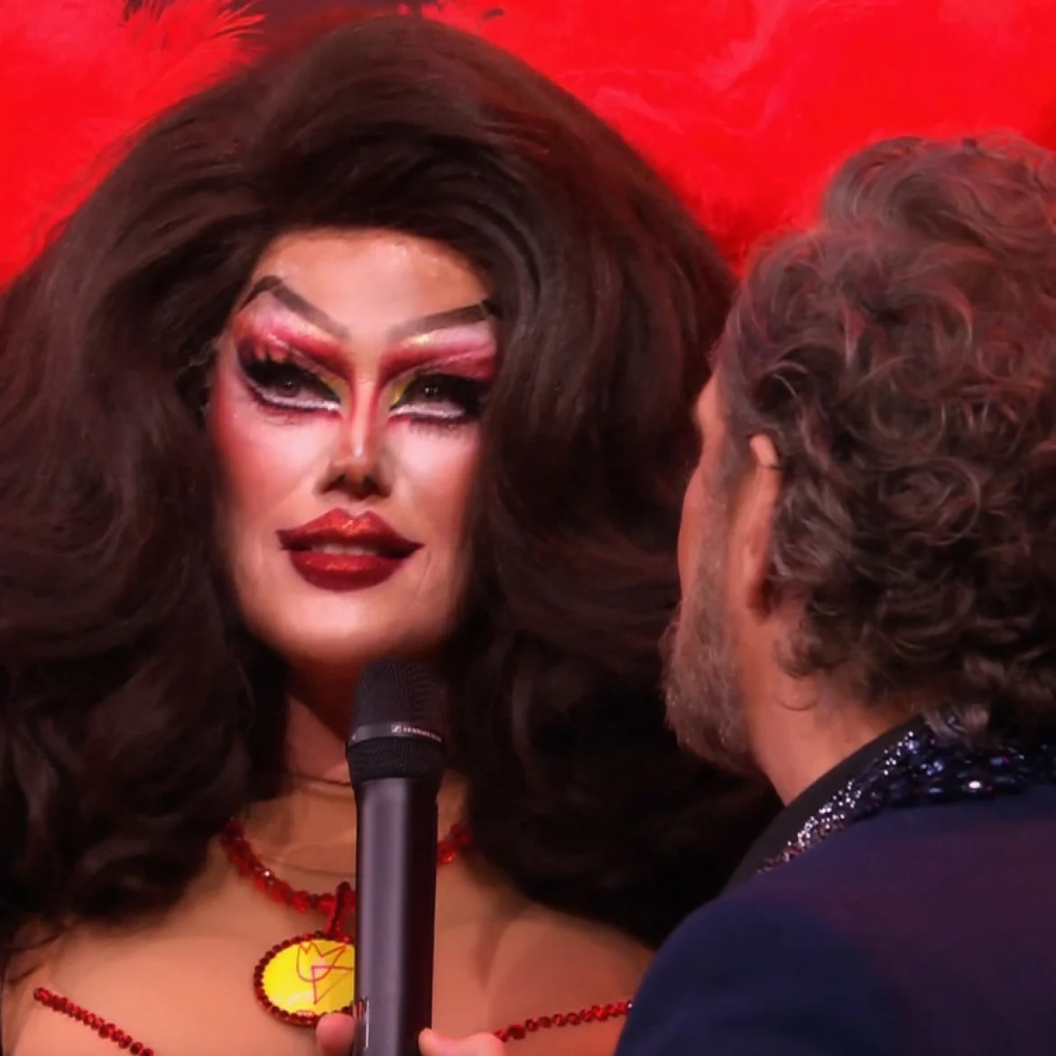 Bekende dragqueen in ‘Make Up Your Mind’