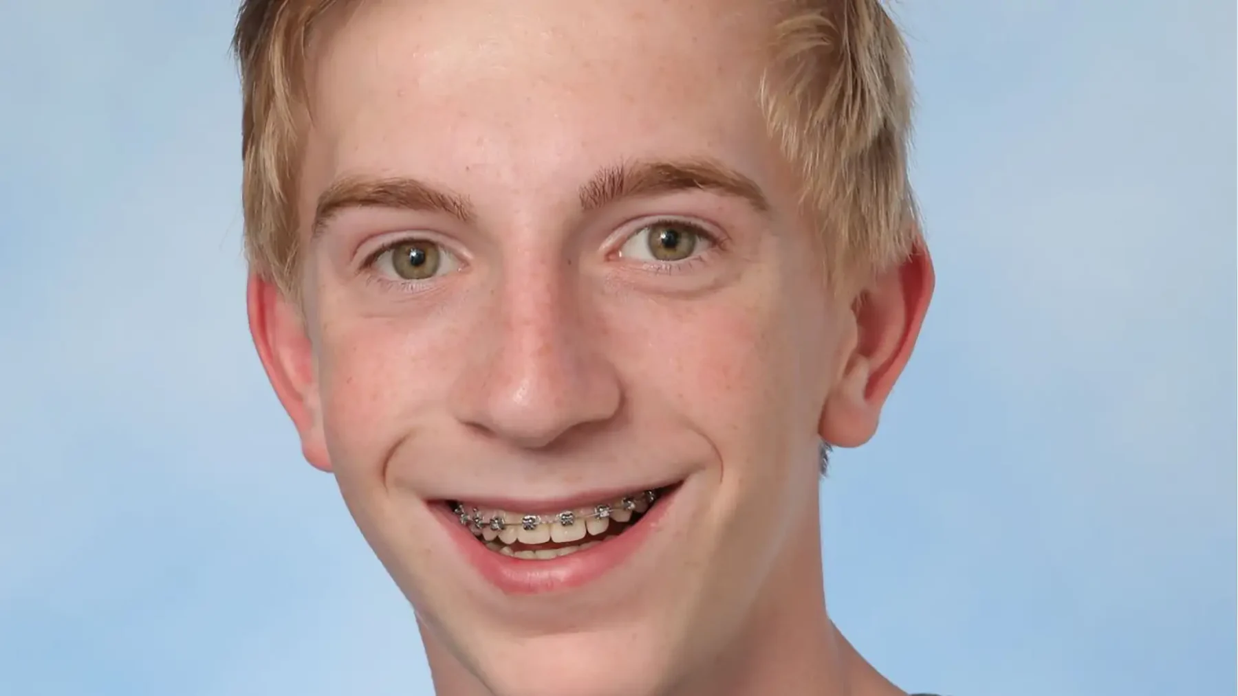 Schoolfoto van de vermiste Yoran Krol, bijgesneden