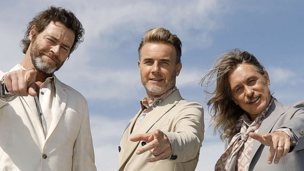 Meeblèren geblazen: Take That organiseert vierdaags festival op Malta