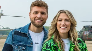 Thumbnail voor Suzan en Freek coveren déze jeugdhit en kijkers gaan los