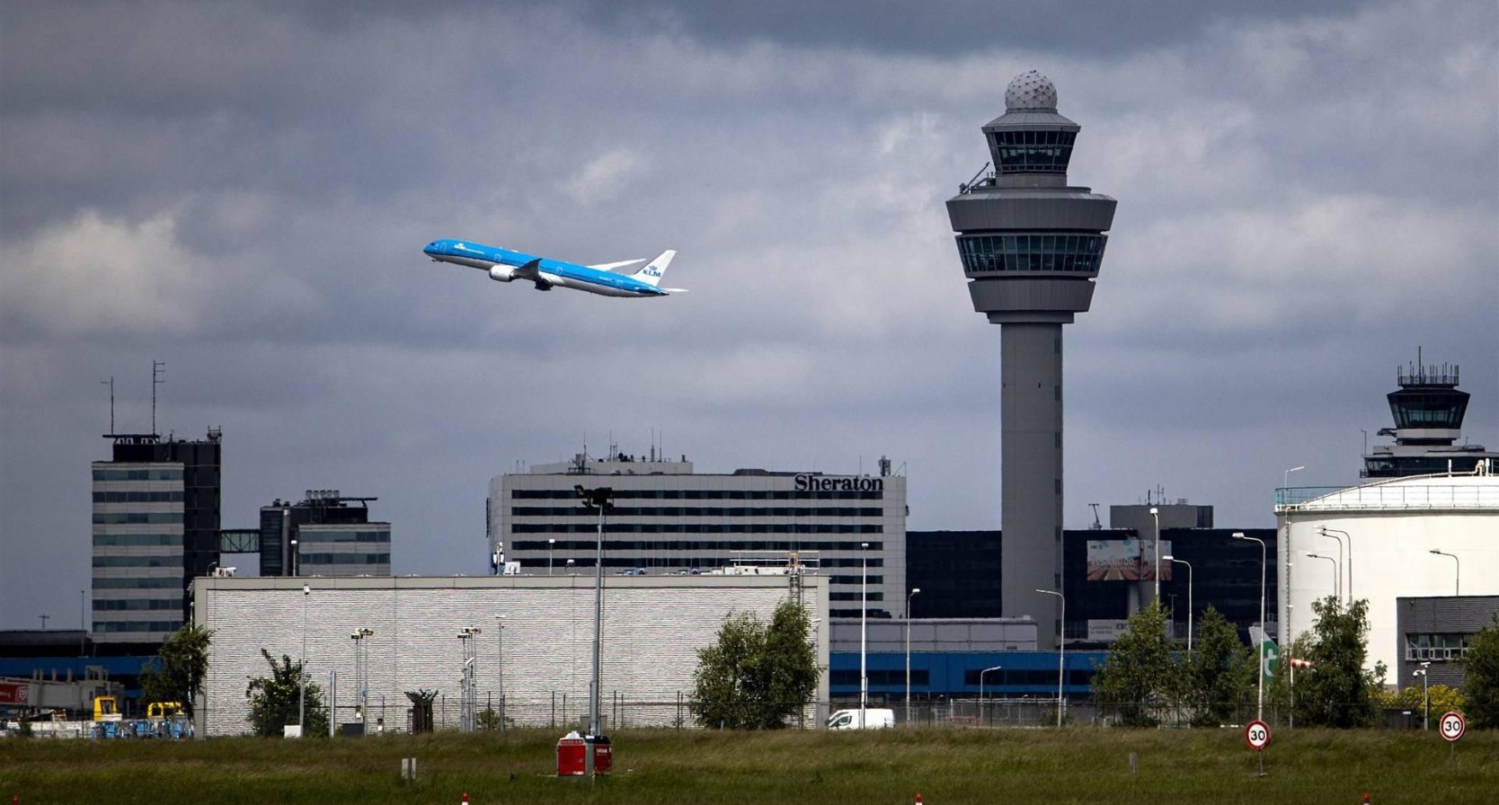 KLM vliegt niet meer over Iran en grote delen van Israël