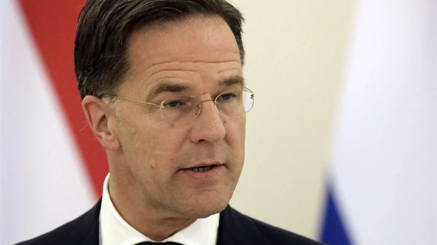 Rutte: Nederland veroordeelt aanval Iran op Israël