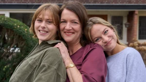 Thumbnail voor Malou Gorter doet onthulling over hitserie 'Oogappels': 'Ik weet niet of ik dit mag zeggen'