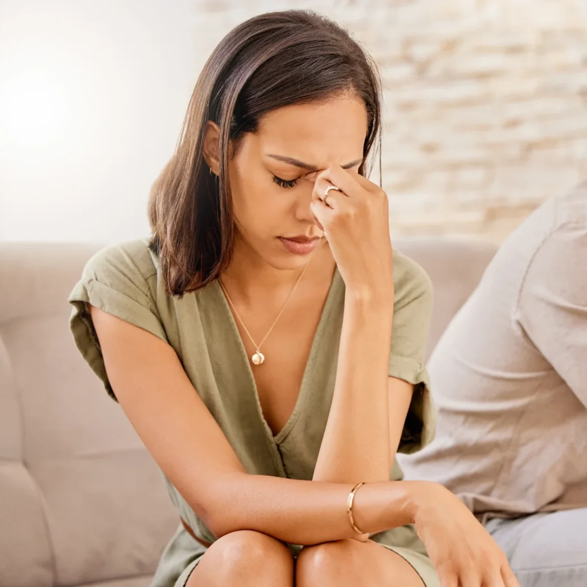 Man en vrouw hebben moeite met onderhouden van de relatie