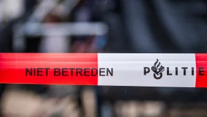 Thumbnail voor Maarssen in rouw na fataal ongeluk: vriendinnen Oona (17) en Joann (18) omgekomen