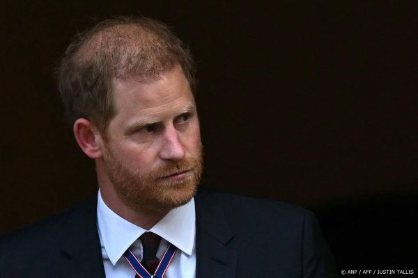 Afluisterschandaal: uitgever Daily Mail dient verweer in tegen prins Harry