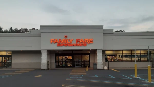 Family-Fare supermarkt