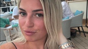 Thumbnail voor Jaimy (20) heeft eierstokkanker: 'Ergste is dat ik nooit kinderen zal kunnen krijgen'