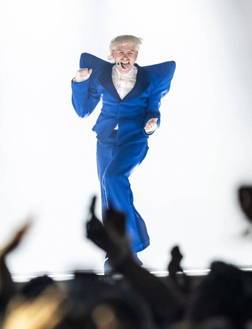 Joost Klein bestormt de hitlijsten met 'Europapa'