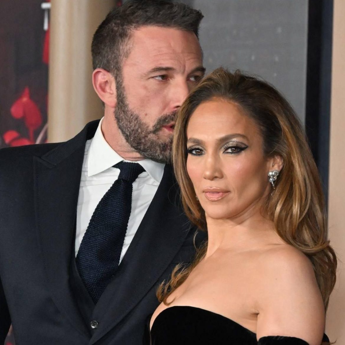 Ben Affleck is zonder trouwring gespot