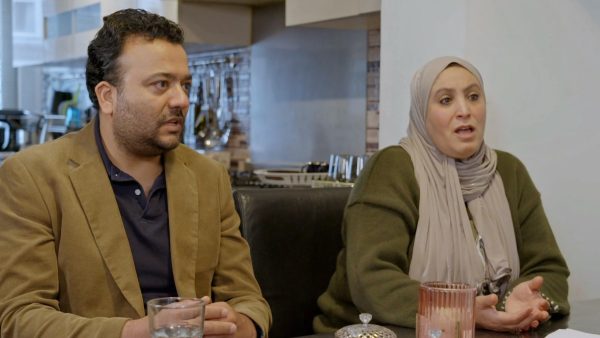 Habiba zit met veel schade in 'Zeeman confronteert'