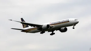 Thumbnail voor Twintig inzittenden van door turbulentie getroffen vliegtuig op IC: 'Er waren mensen met diepe hoofdwonden'