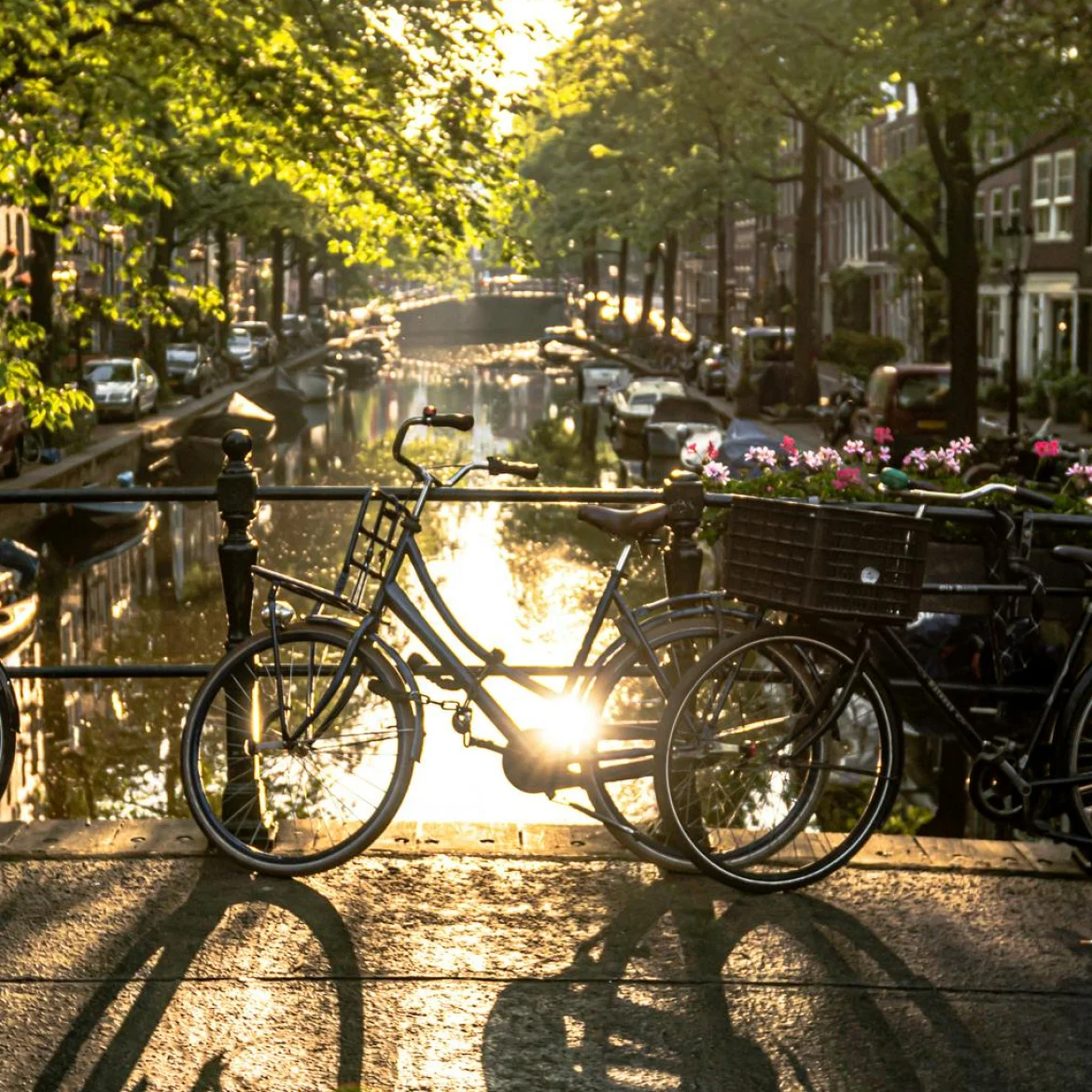 Amsterdam wil inwoners mobieler maken met 3250 gratis fietsen