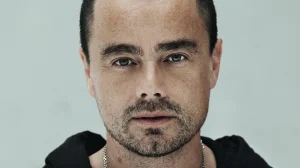 Thumbnail voor Dinand Woesthoff gaat voorlopig offline: 'Het zijn challenging times'