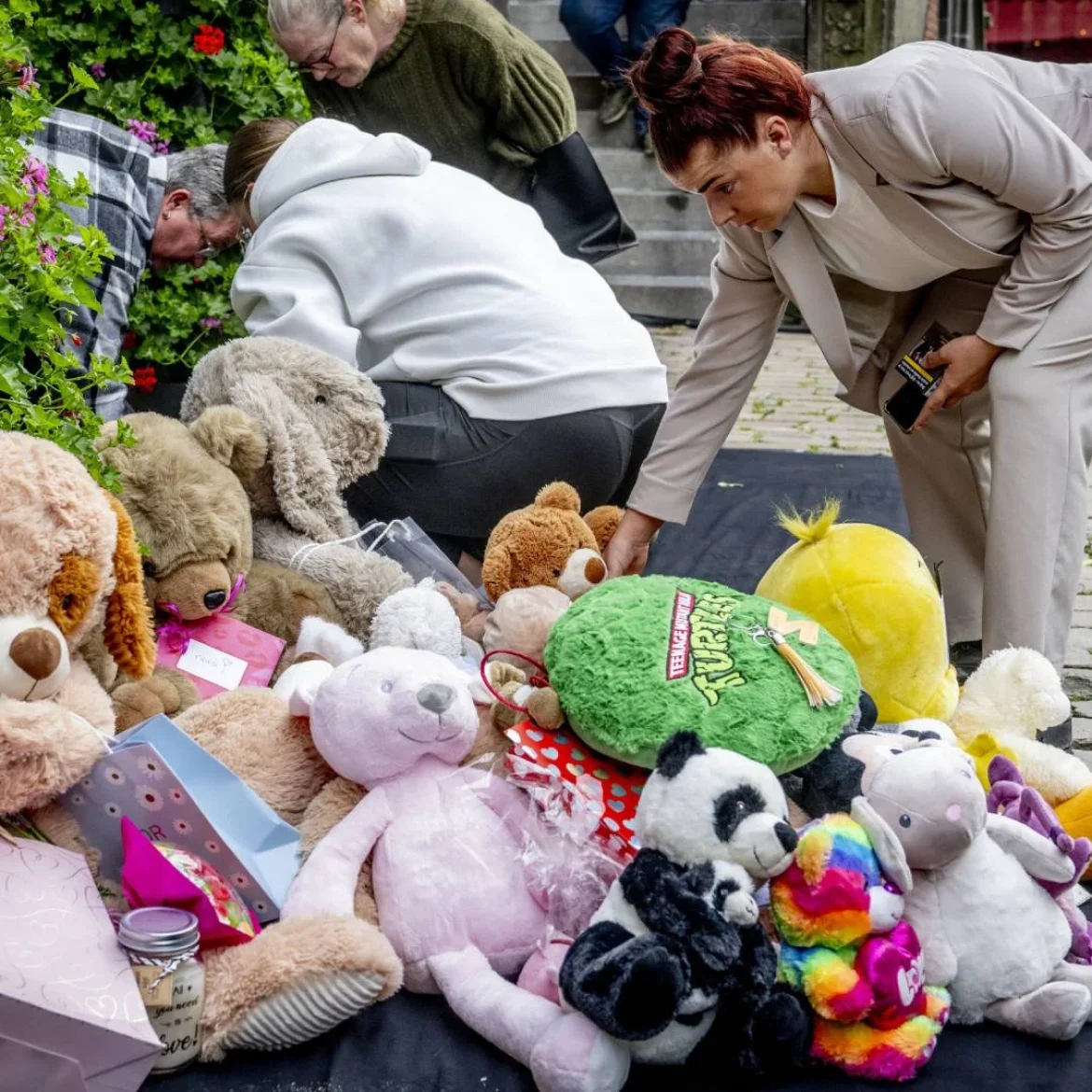 Mensen betuigen steun voor zwaargewond pleegmeisje in Vlaardingen