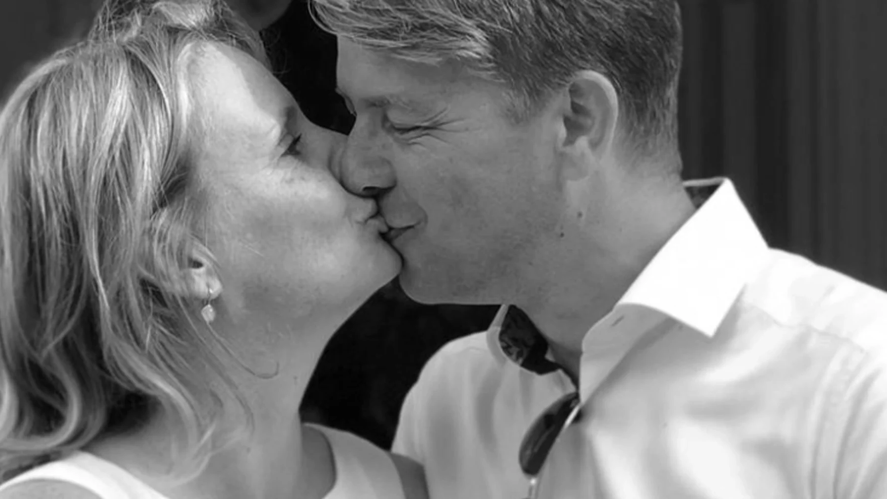 Zita kust haar man Tim