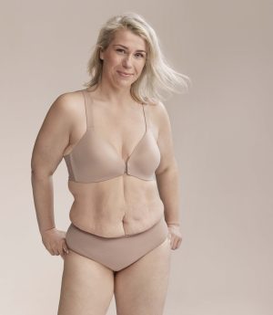 Thumbnail voor ‘Met een lower body lift zou ik weer een zelfverzekerde vrouw kunnen worden’