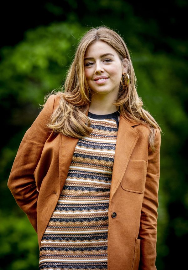 Fotosessie met Koning Willem-Alexander, Koningin Máxima, de Prinses van Oranje, Prinses Alexia en Prinses Ariane