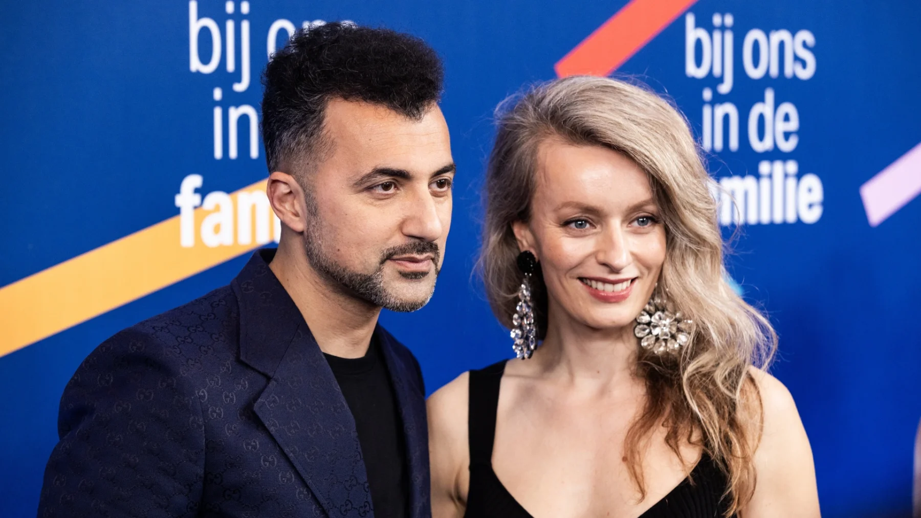 Özcan Akyol samen met zijn geliefde Anna van den Breemer.