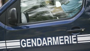 Thumbnail voor 'Verwoeste gezinnen aangetroffen' na zwaar auto-ongeluk in Frankrijk met 7 doden
