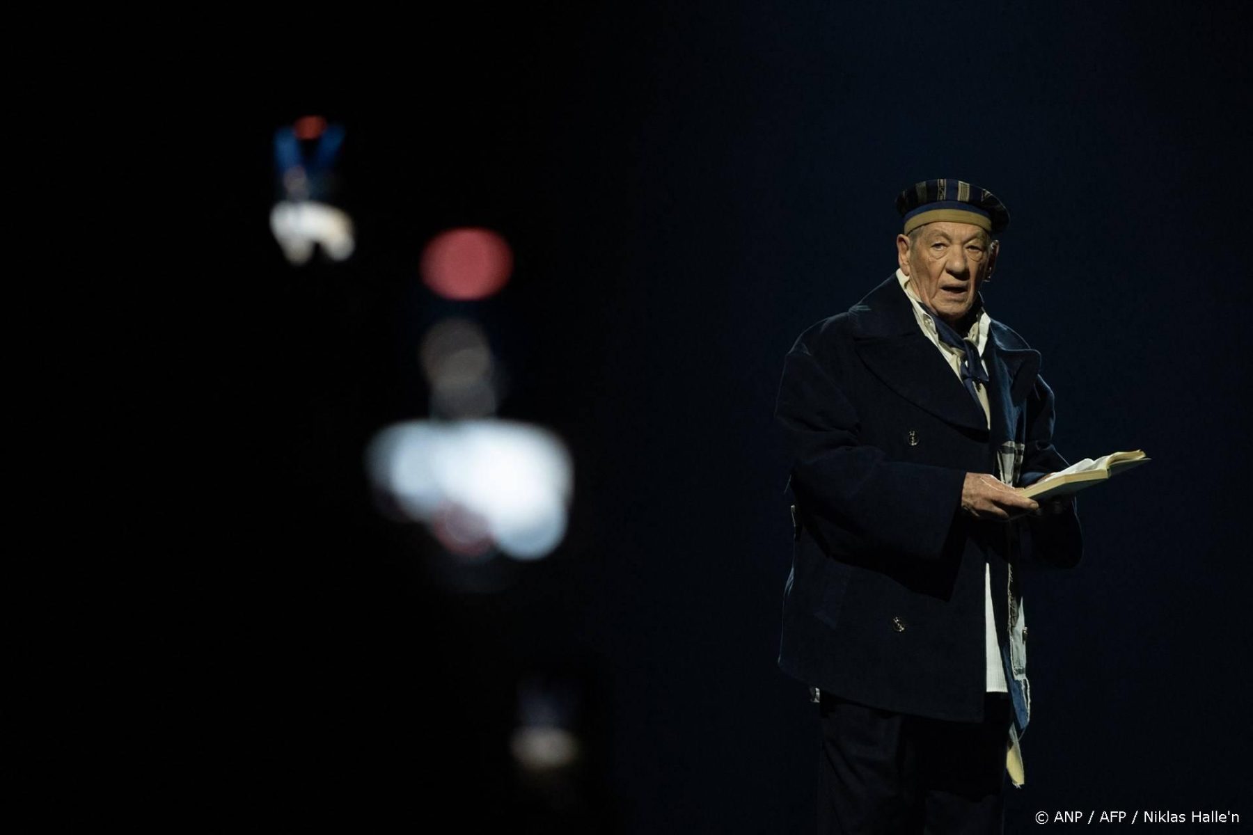 Ian McKellen 'verpletterde' toeschouwer bij val van podium