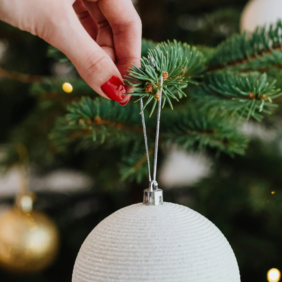 bal met kerstboom kerstshow