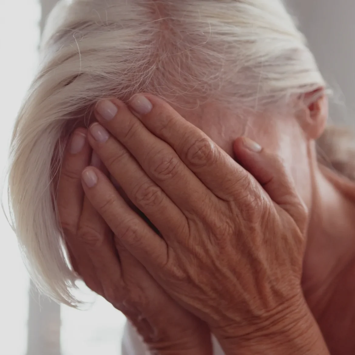Vrouw is opgelicht door neppe agenten