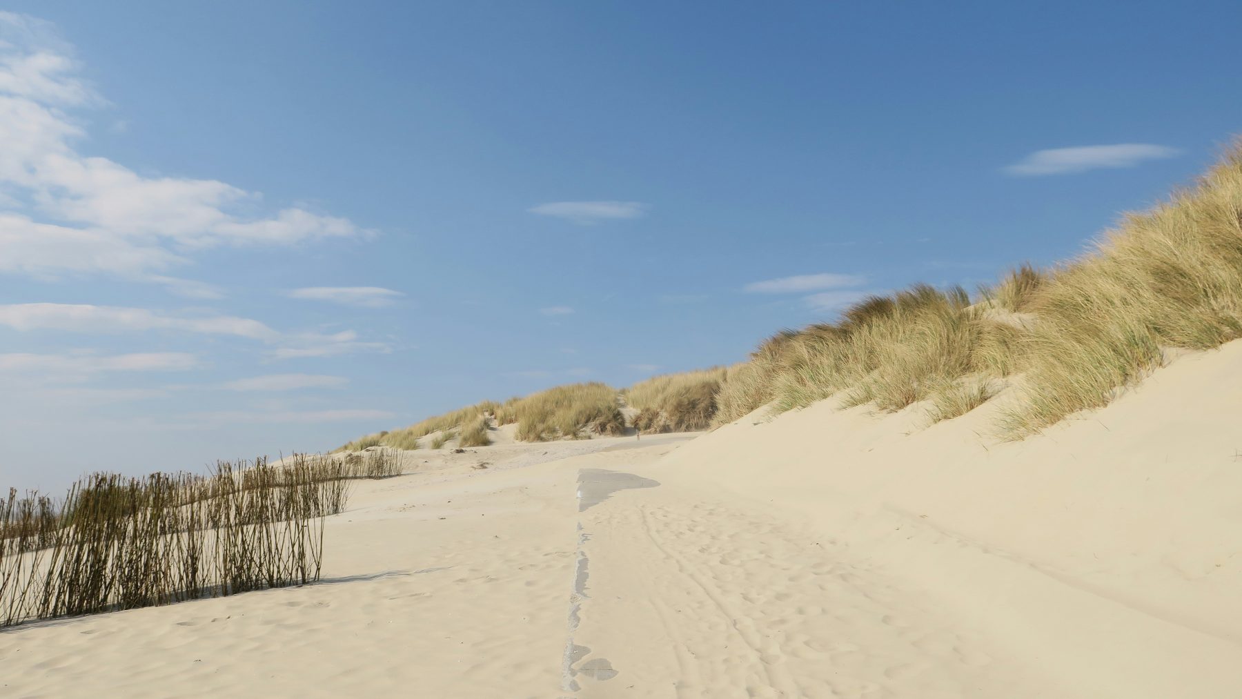 Een verborgen strand op Ameland, Nederland