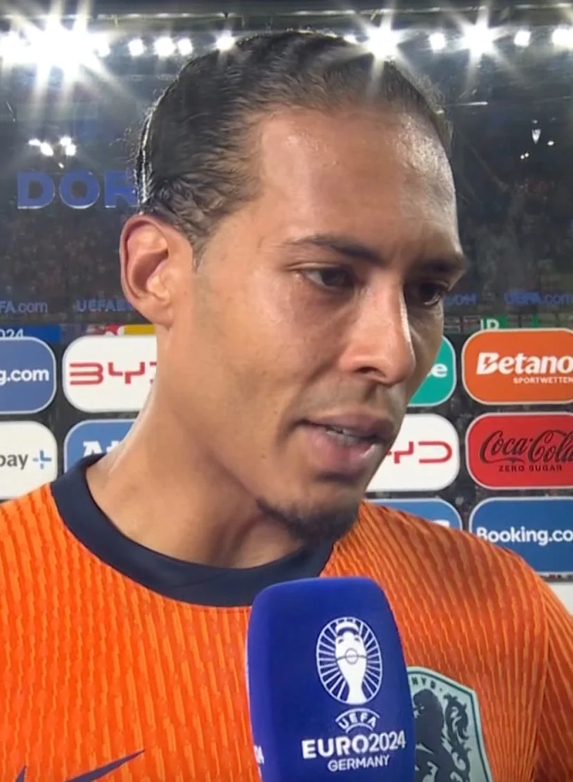 Aanvoerder Virgil van Dijk emotioneel na uitschakeling EK