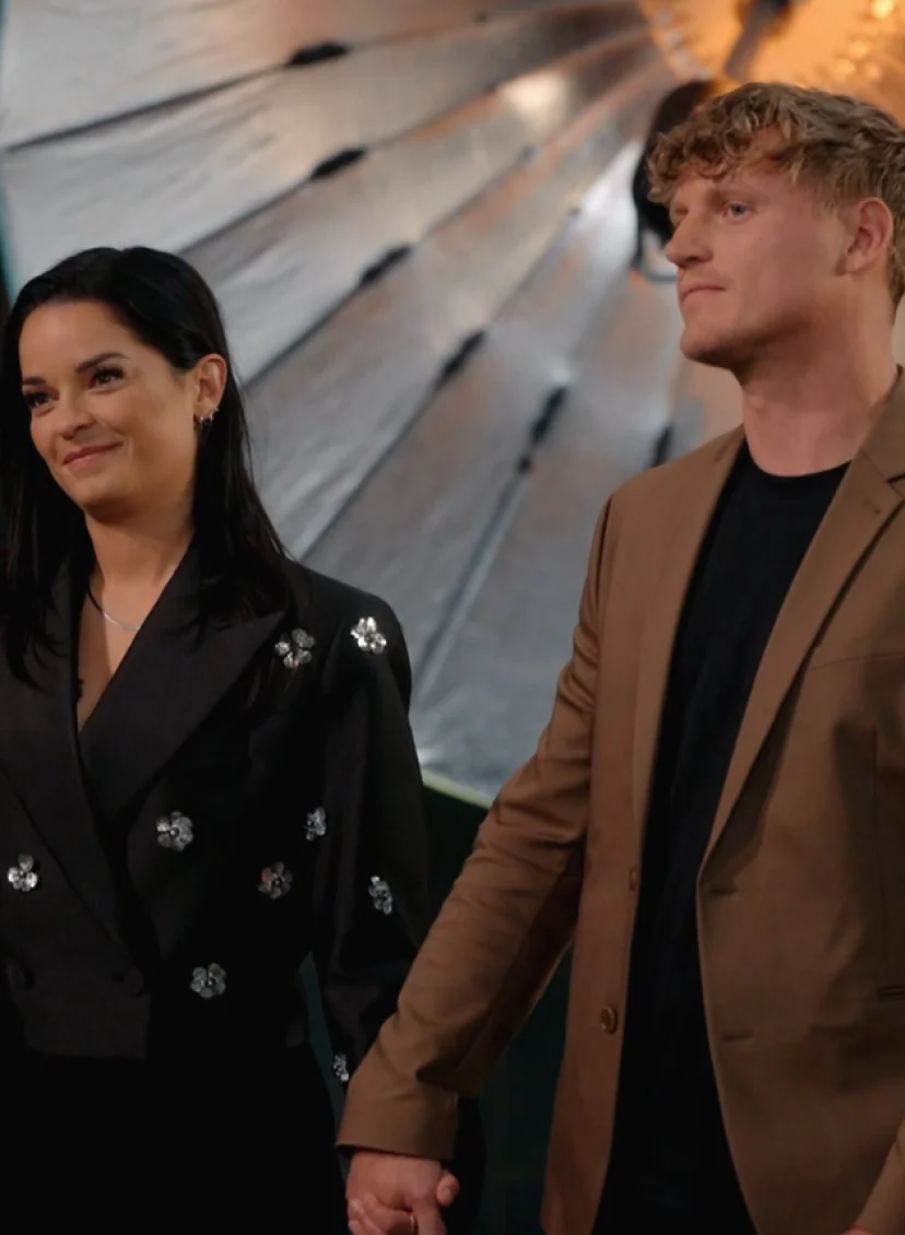 Finalisten Fresia Cousiña Arias en Kaj Gorgels van Het Perfecte Plaatje Op Reis