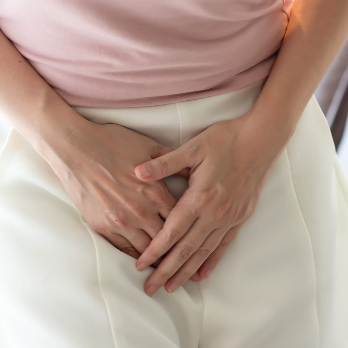Renée (35) heeft door haar lichen sclerosus moeite met intimiteit: 'Ik voel me verminkt'