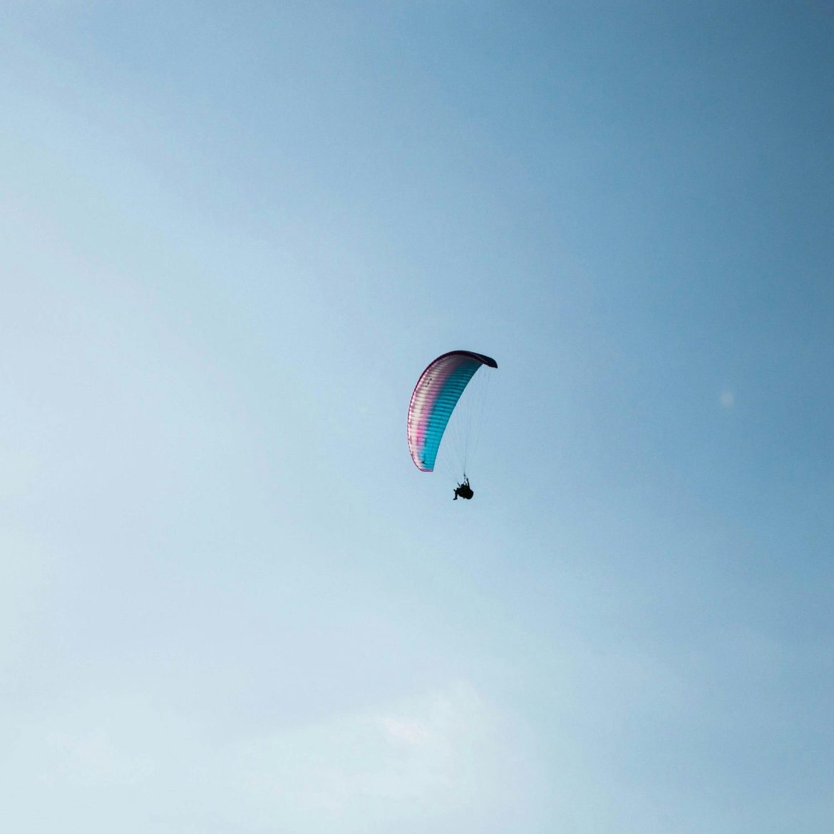 parachutist