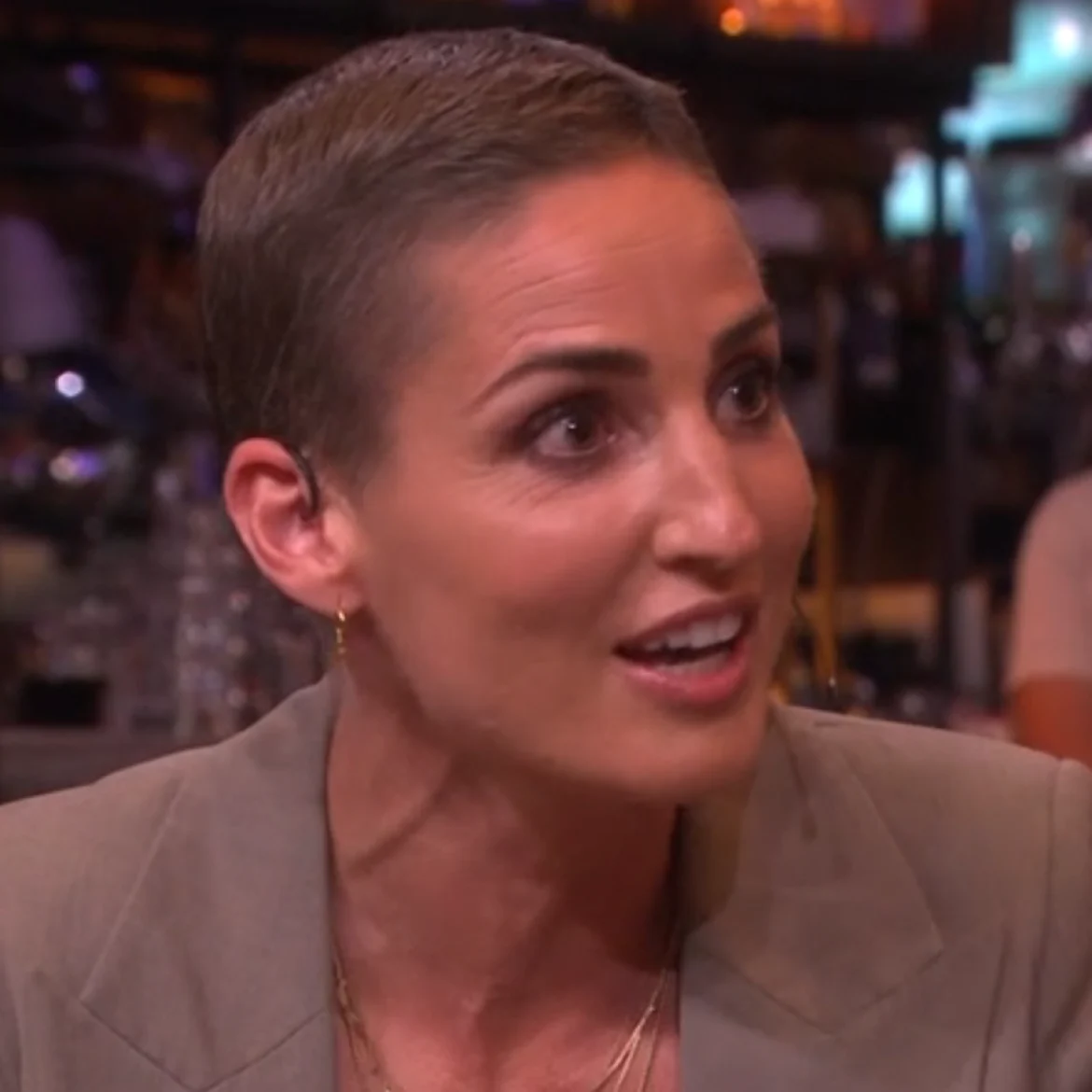 Myrthe Schoot bij 'Humberto à Paris'