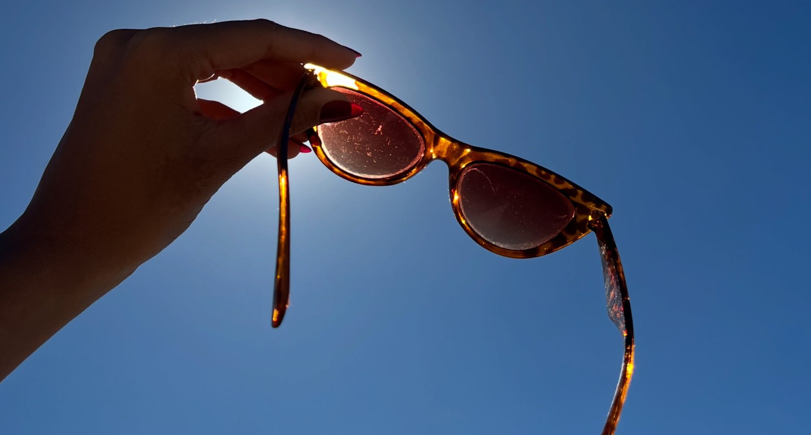 Krassen op je zonnebril