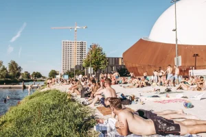 Thumbnail voor 7x de leukste stadsstranden van Nederland