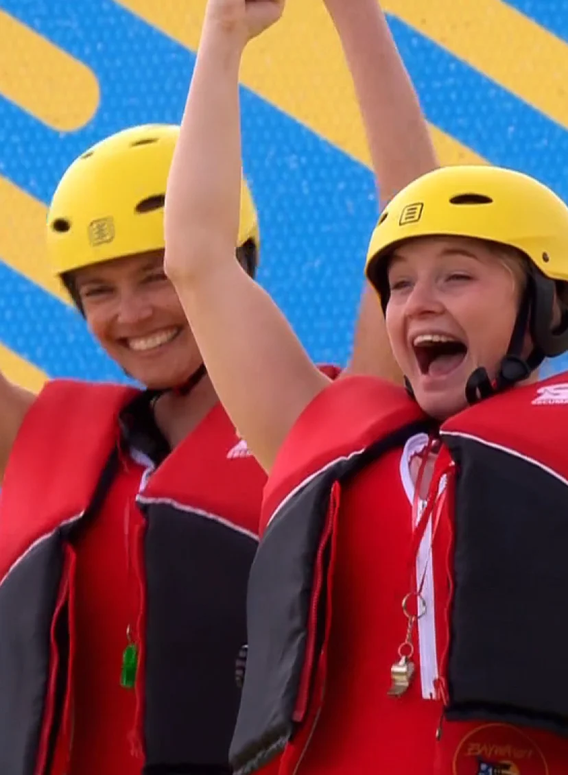 Baywatch Babes juichen