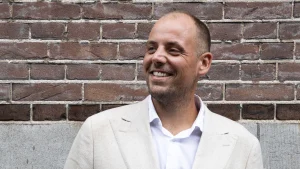 Thumbnail voor Raymon (34) heeft alvleesklierkanker en wordt niet meer beter: 'Het is toch niet normaal'