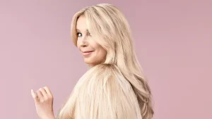 Thumbnail voor 'Blonderen? De kleur was 'gerookte zalm'': Linda, Maik en Irene delen foto's van hun haarmissers