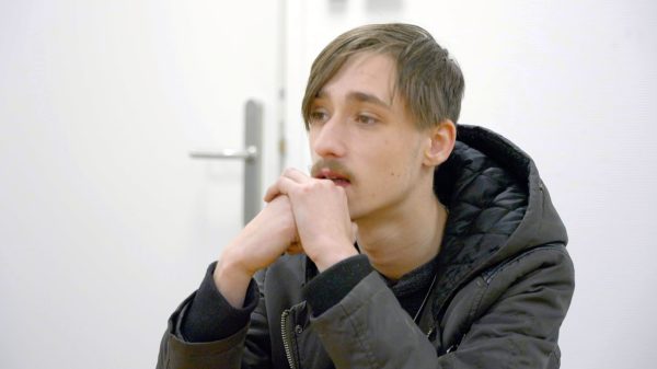 Xaron van 'Verloren Jongeren' wordt op zijn 18e verjaardag op straat gezet