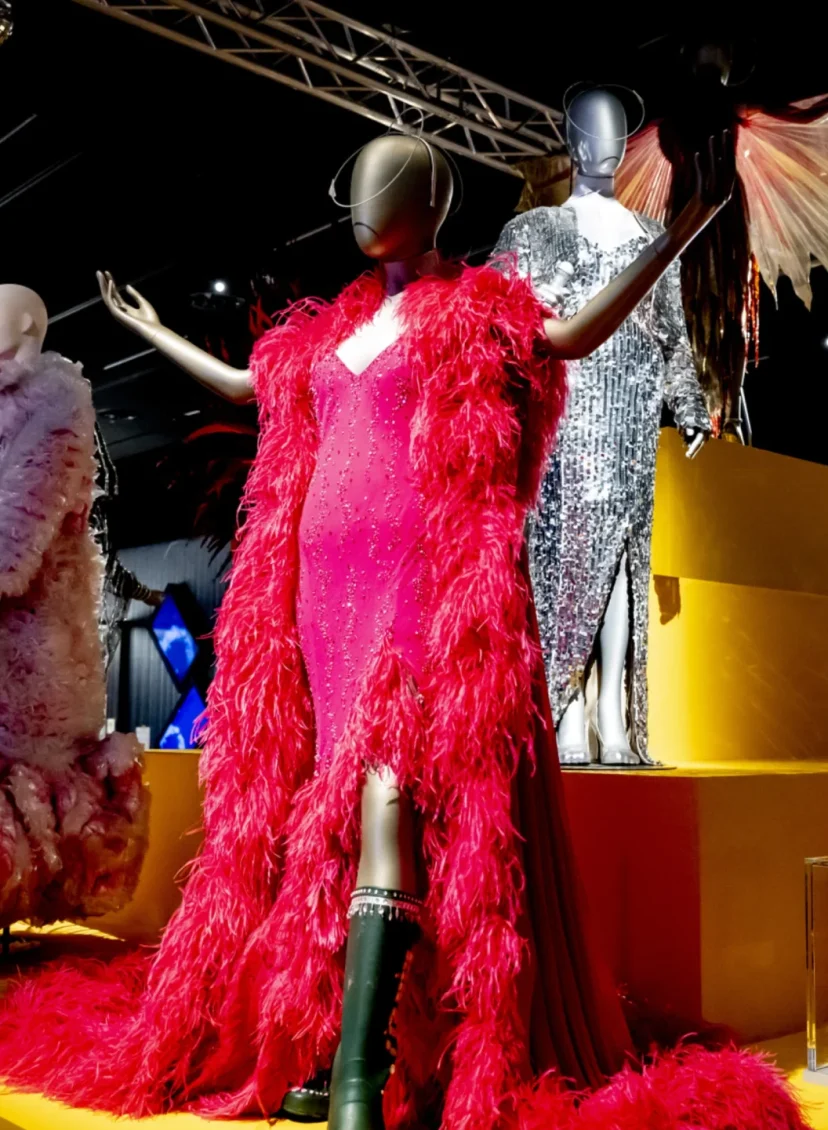 Tentoonstelling DIVA tijdens de perspreview van de tentoonstelling DIVA. De expositie gaat ondermeer over de kleren, looks en impact die diva's als Marilyn Monroe, Tina Turner en Lady Gaga hebben op de samenleving.
