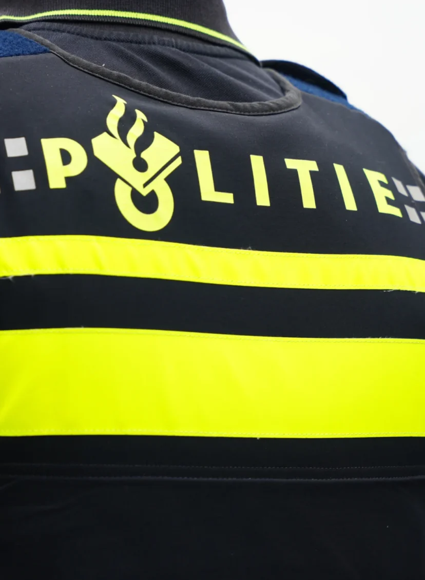 Politieagent | kind zwaargewond door val van balkon