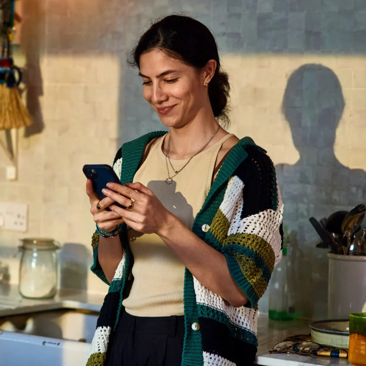 Vrouw in keuken