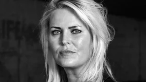 Thumbnail voor ‘Ik hield het niet droog’: Antoinnette Scheulderman interviewde 6 mensen over hun naderende dood