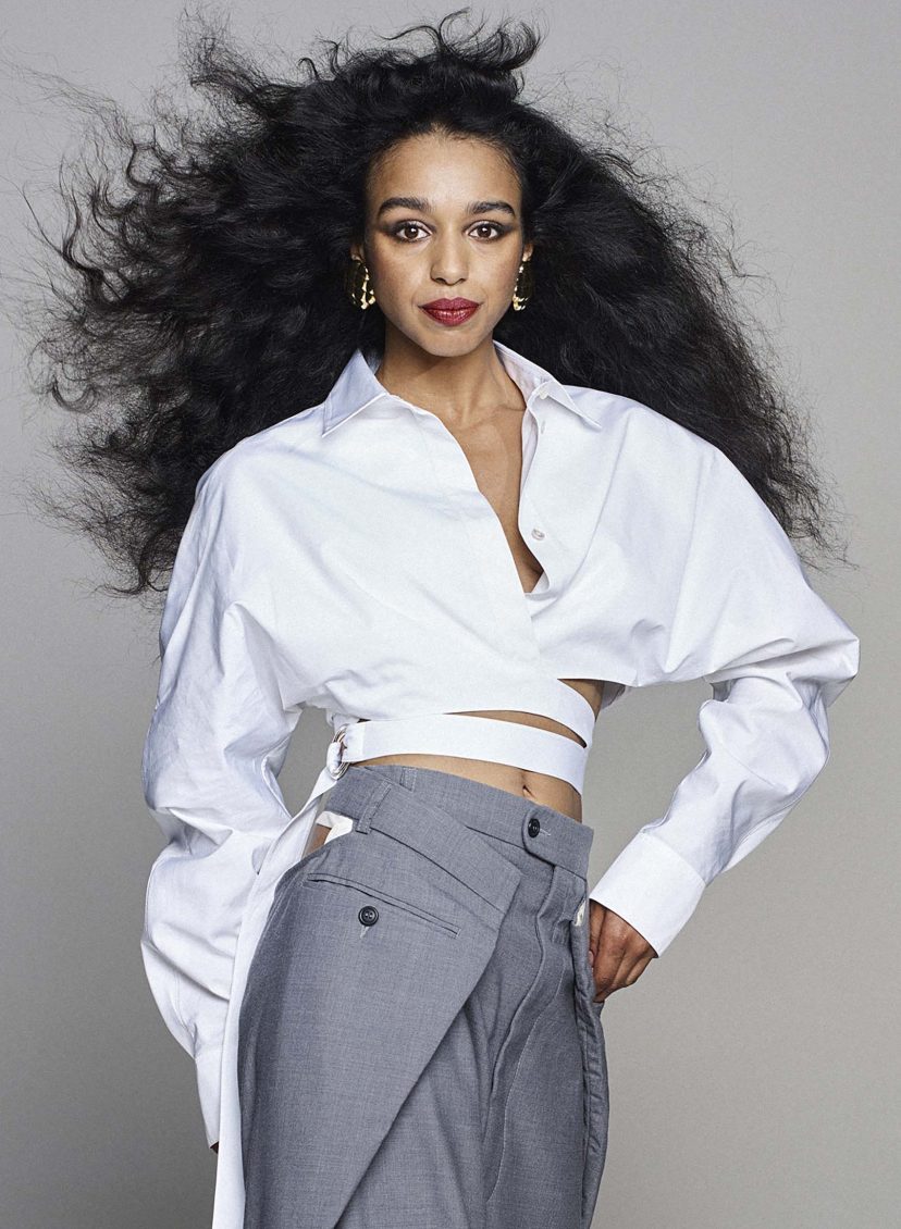 Actrice Nora El Koussour over haar kledingstijl: 'Laagjes voelen als een fijn huisje'