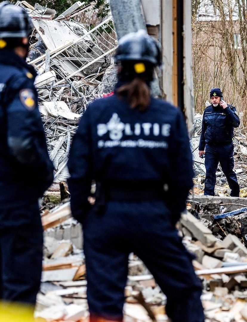 Explosie Tarwekamp bruidsmodezaak