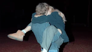 Thumbnail voor Cuff je bestie: is een scharrel fixen wel écht nodig in de koude wintermaanden?